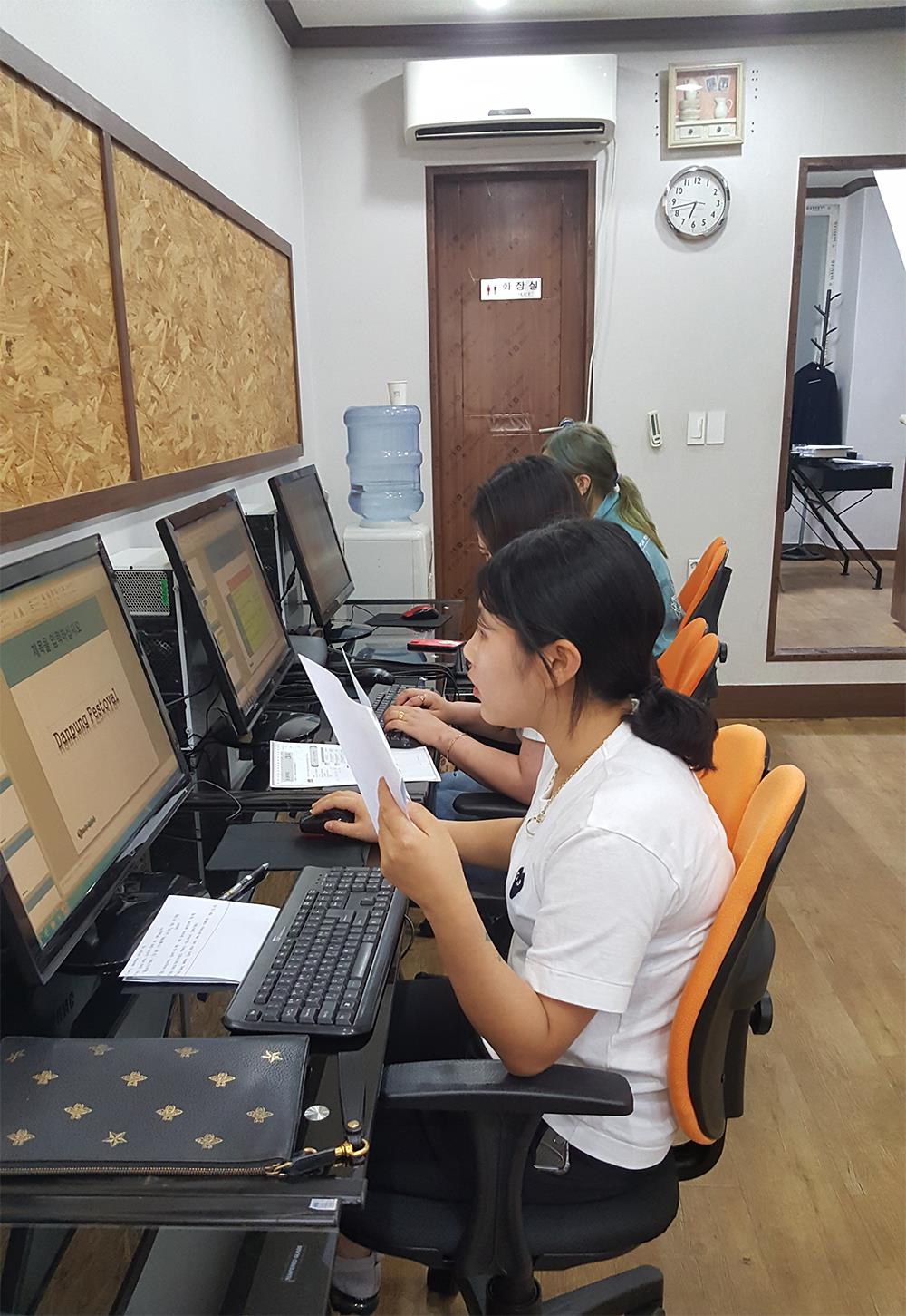 ye-jin1562062327.jpg